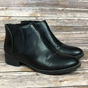 Unisa Black Leather Chelsea Ankle Booties
